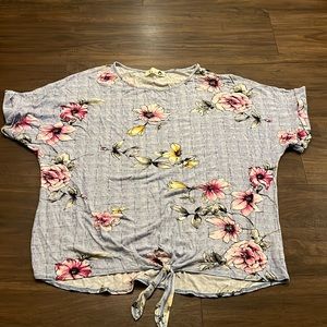 Floral knotted shirt